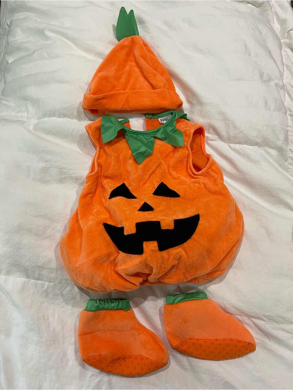 Spirit Halloween Infant Pumpkin Halloween Costume. Size 6-12mo.